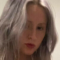 Mia Gladston Nackt