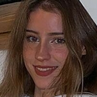 Mira Szalma Nackt