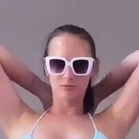 Miss Felicity Davis Nackt
