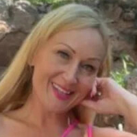 Momma Bombshell Nackt