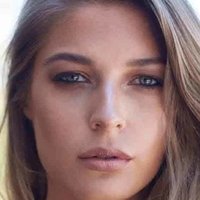 Naomi Holt Nackt