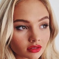 Natalie Alyn Lind Nackt