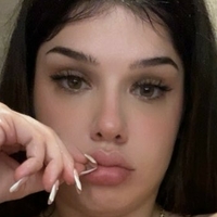 nuttynaomi Nackt