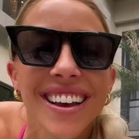 Olivia Harlan Dekker Nackt