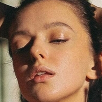 Paulien B Nackt