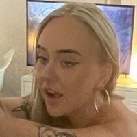 phoebeknight.2 Nackt