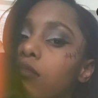 Quennae Nackt