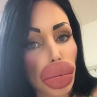 Real Silicone Bunny Nackt