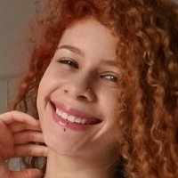 Redhead Nackt