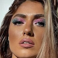 Romita Valizadeh Nackt