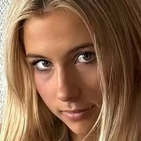 Romy Mars Nackt