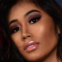 Rosette Hing Nackt