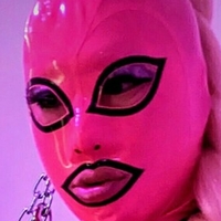 rubberbuns Nackt