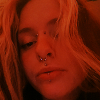 sage.111 Nackt