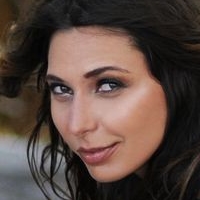 Sarah Altobello Nackt
