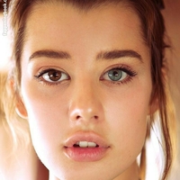 Sarah Mc Daniel Nackt