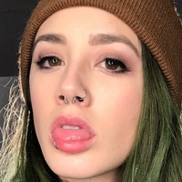 Shandude Nackt