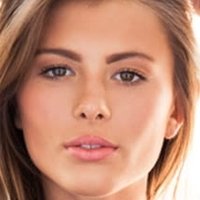 Shelby Bay Nackt