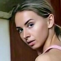 Stefania Nackt