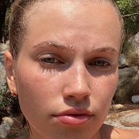 Thea Sofie Loch Naess Nackt
