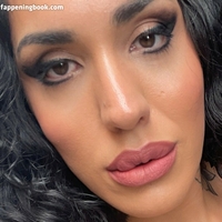 ts_antonella Nackt