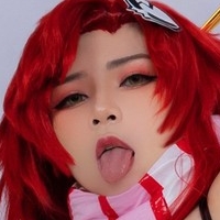 Uy Uy Nackt