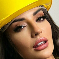 Whitney Johns Nackt