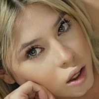 Yessica Doll Nackt